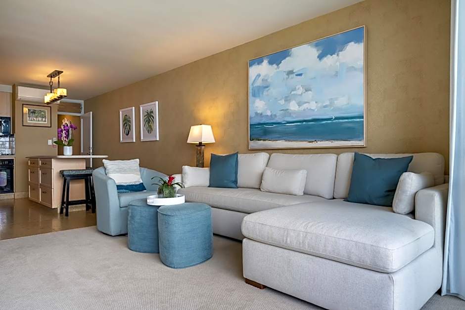 Oceanfront Mana Kai 2 bedroom condo