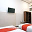 OYO 461 Hotel Madukoro Near RSI Hidayatullah