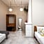 Jardinets Guest House
