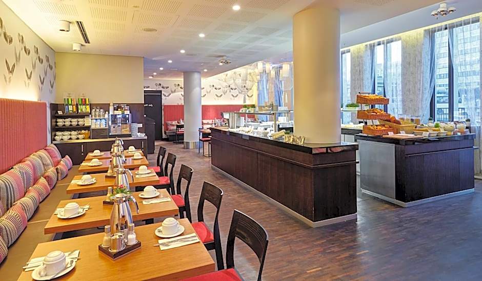 Holiday Inn Berlin-Alexanderplatz, an IHG Hotel