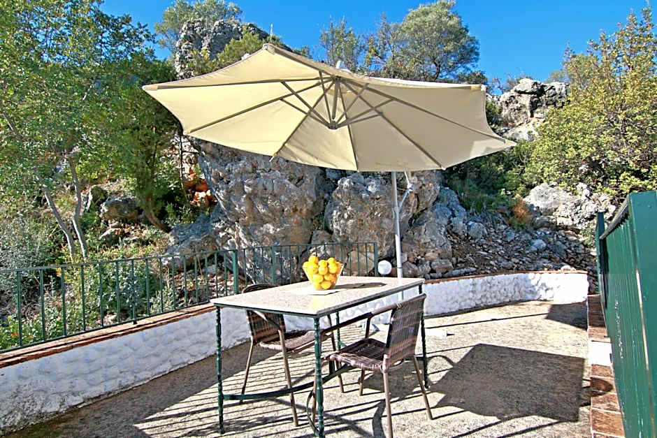 Casas Rurales Los Algarrobales