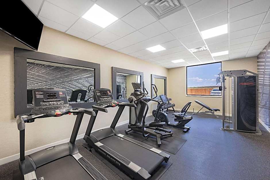 Wingate by Wyndham Wichita Airport