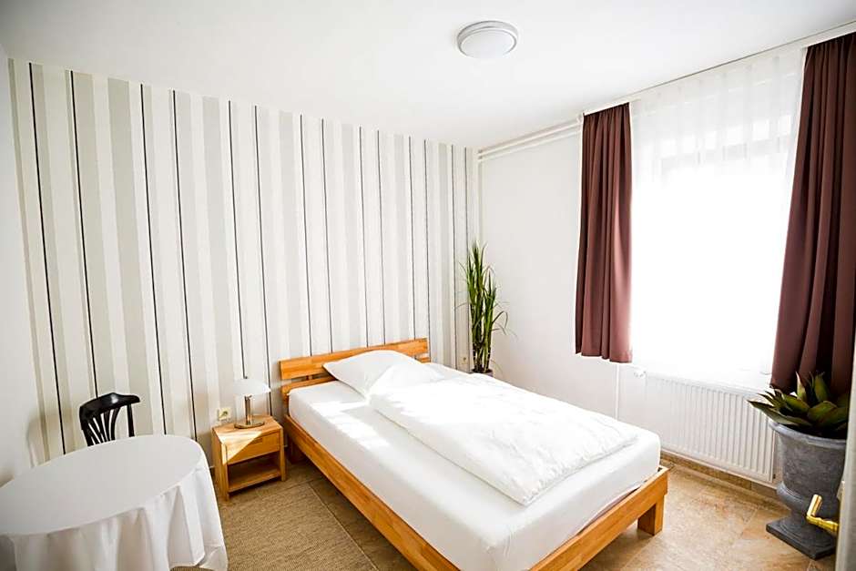 Zur Saale