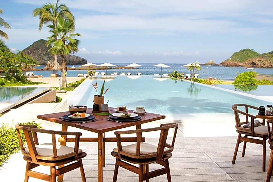 El Careyes Club & Residences