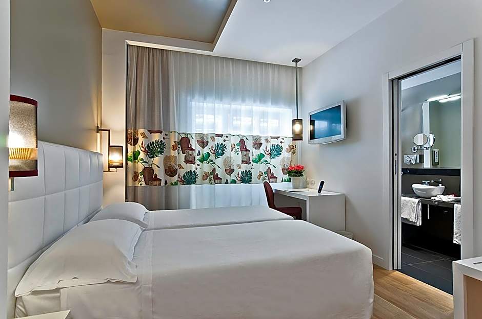 Hotel Caravel