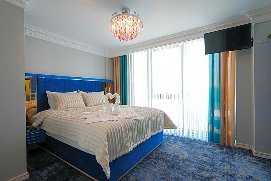 W Regal Boutique Hotel&Spa