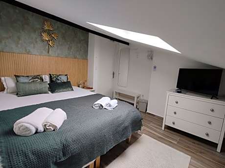 Double or Twin Room with Shared Bathroom