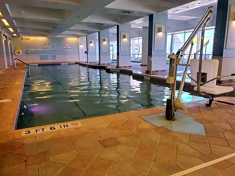 Beautiful one bedroom oceanfront condo