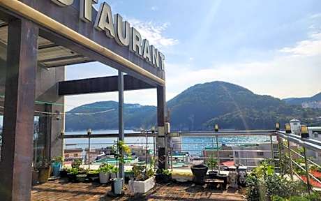 Geoje Island Jangseungpo Ocean Hotel The Luxe