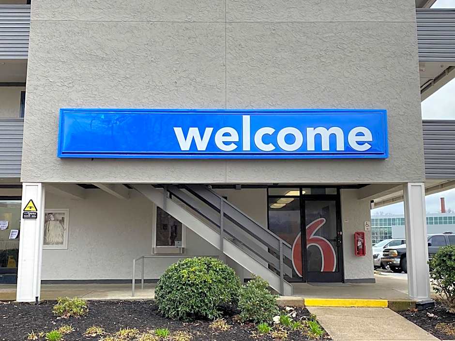 Motel 6-Memphis, TN - Downtown