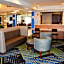 Holiday Inn Express Hotel & Suites Evanston By IHG