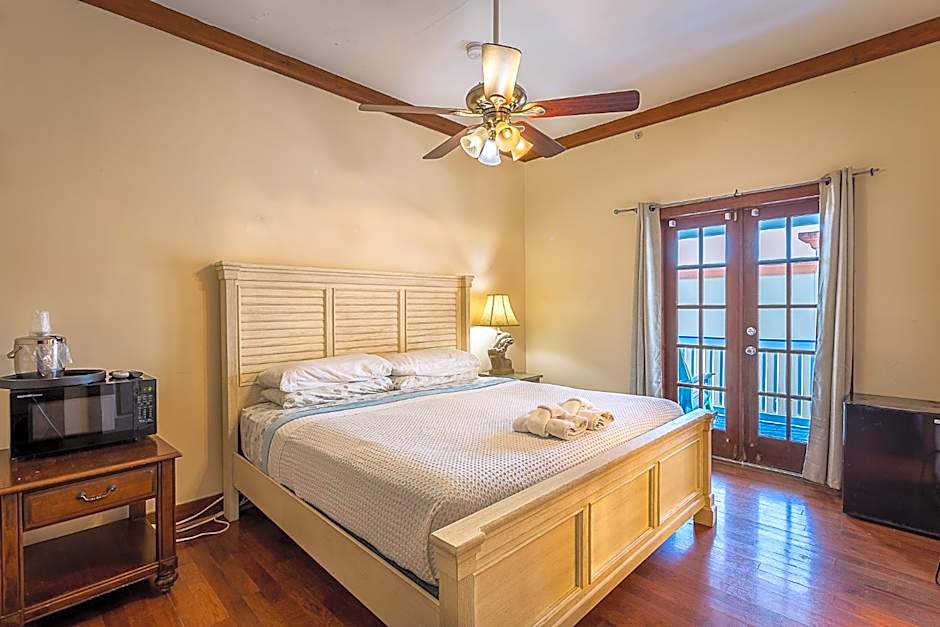 Photo 1 of 2 of Standard 1 King Bed