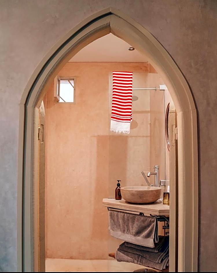Riad Anata