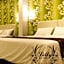 LiLLy Hotel