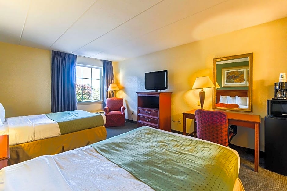 Quality Inn & Suites West Chester