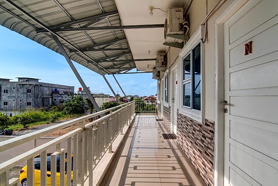 Hotel O Putri Homestay Syariah Near SPBU 14.282.694 (Air Hitam)