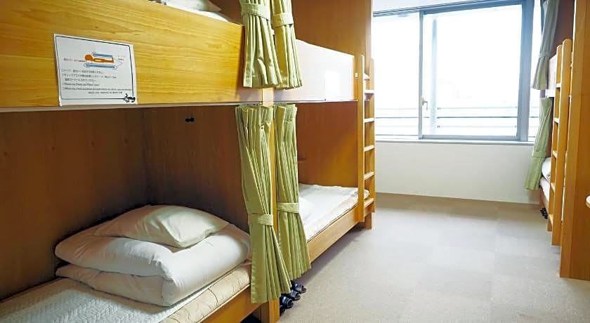 Shin Osaka Youth Hostel