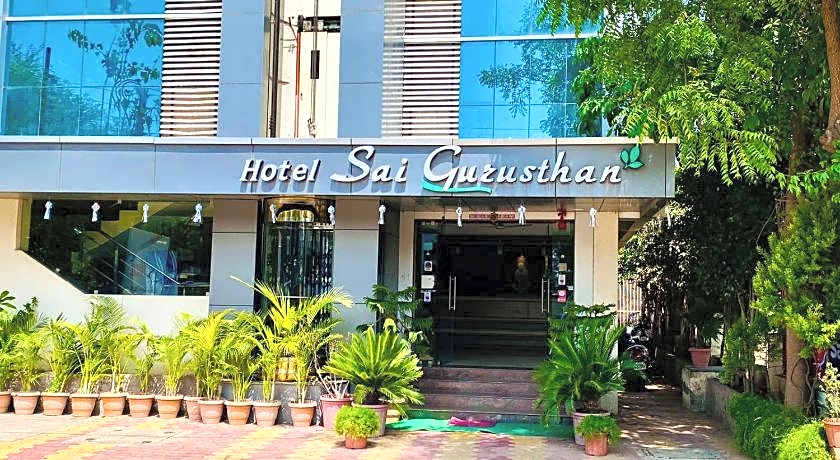 Hotel Sai Gurusthan