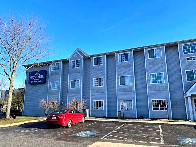 Microtel Inn & Suites By Wyndham West Chester