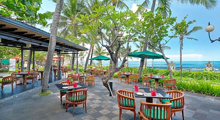 Legian Beach Hotel