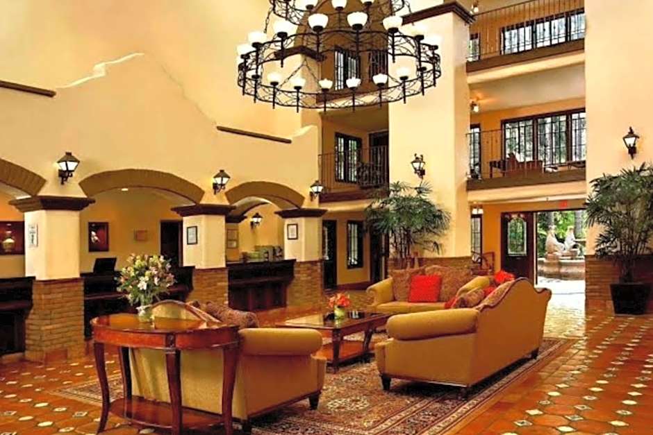 Buena Park Grand Hotel & Suites