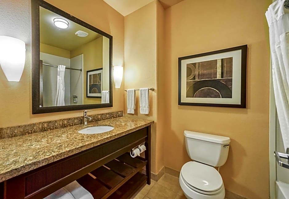 Holiday Inn Express and Suites Beeville By IHG