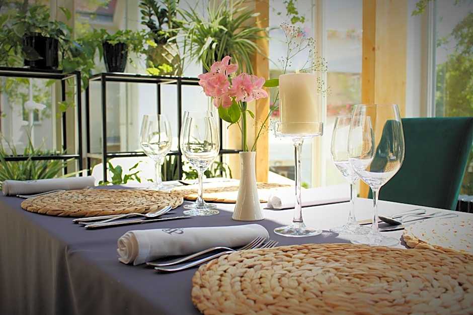 Platinum Palace Residence Boutique Hotel