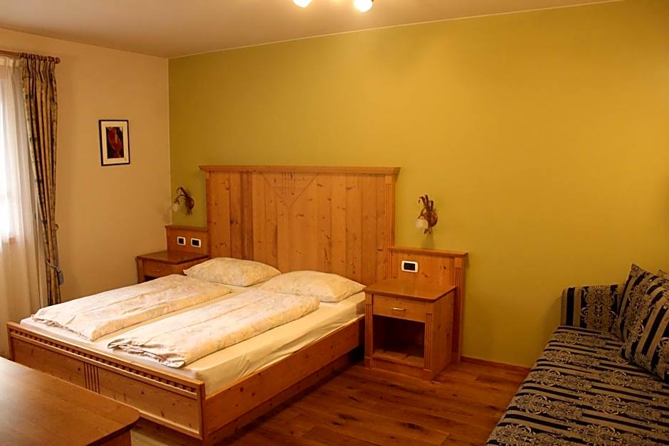 Gasthaus zum Weissen Kreuz