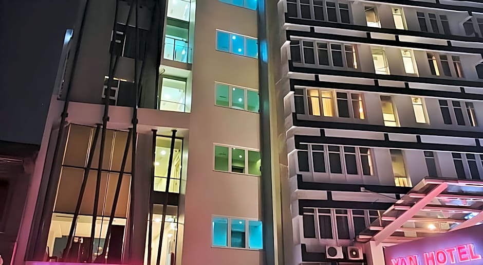 YAN Hotel