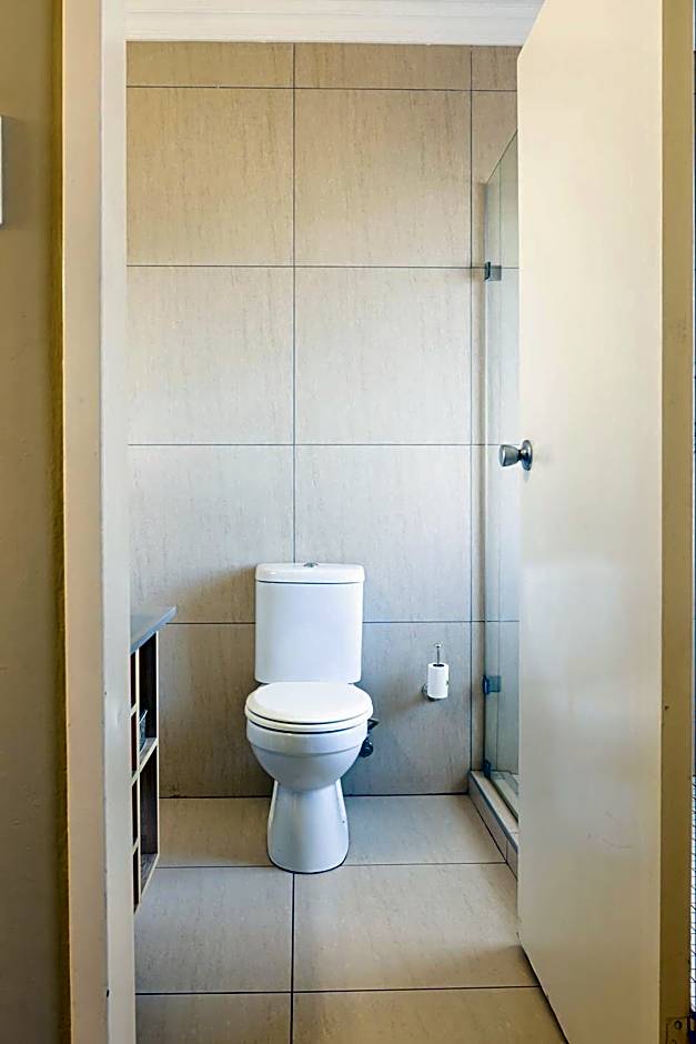 Kathu Gamagara Lodge