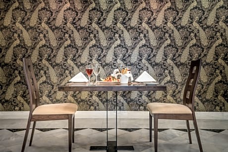 Elegance  Luxury Executive Suites
