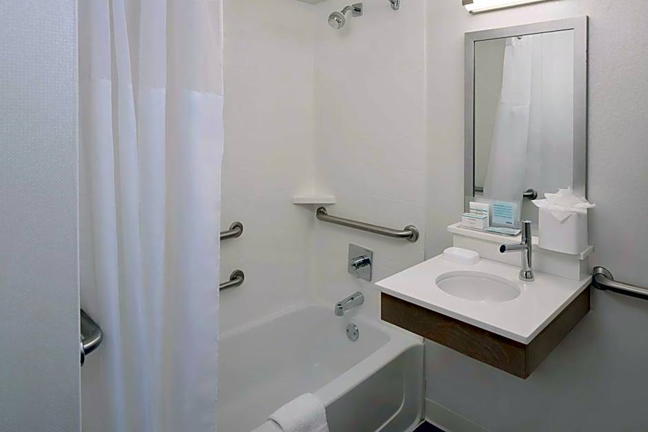 Hampton Inn Louisville Downtown