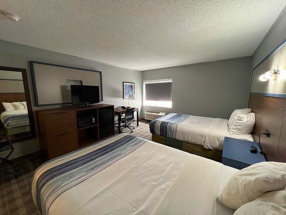 AmericInn by Wyndham Glendale/Milwaukee