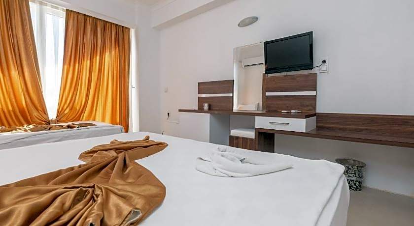 Arora Hotel