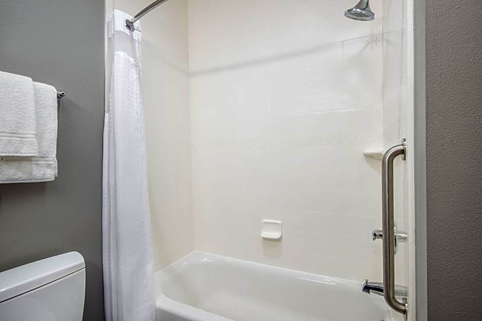 Holiday Inn Express & Suites Stillwater - University Area By IHG