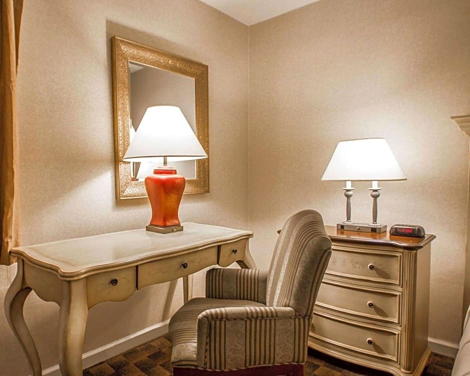 Americas Best Value Inn Torrington, CT