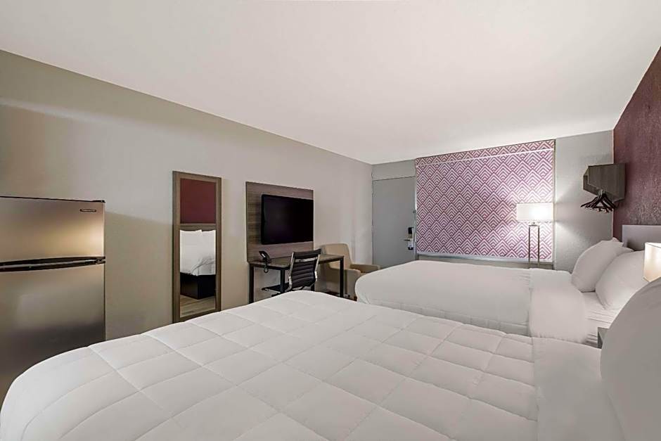 Suburban Studios Cleveland Central