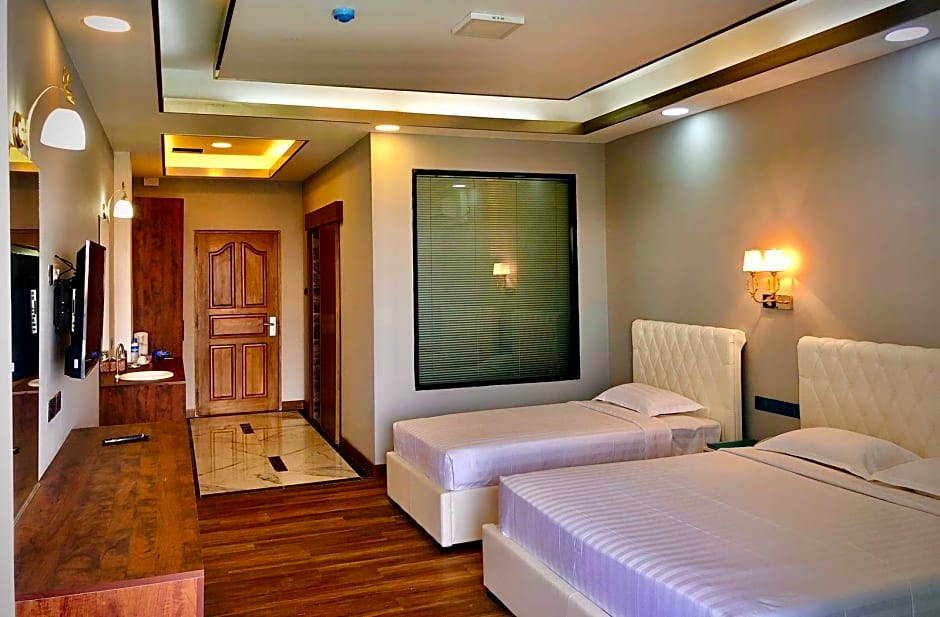 Photo 1 of 4 of Suite