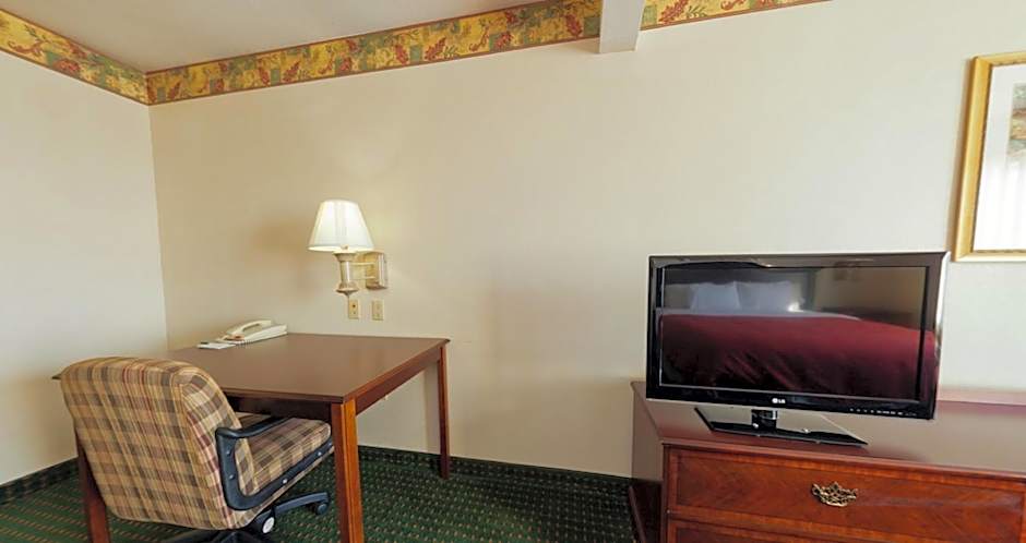 Country Inn & Suites by Radisson, Elkhart North, IN