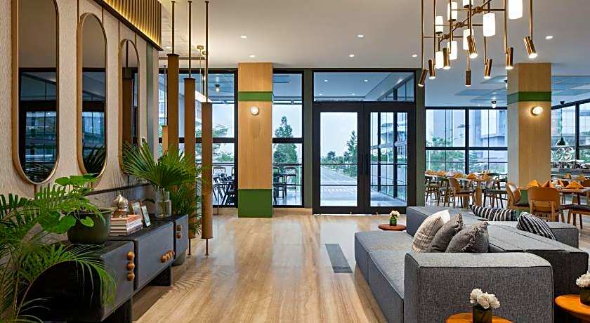 MaxOneHotels.com @ Kota Harapan Indah Bekasi