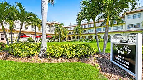 Crystal Bay Historic Hotel