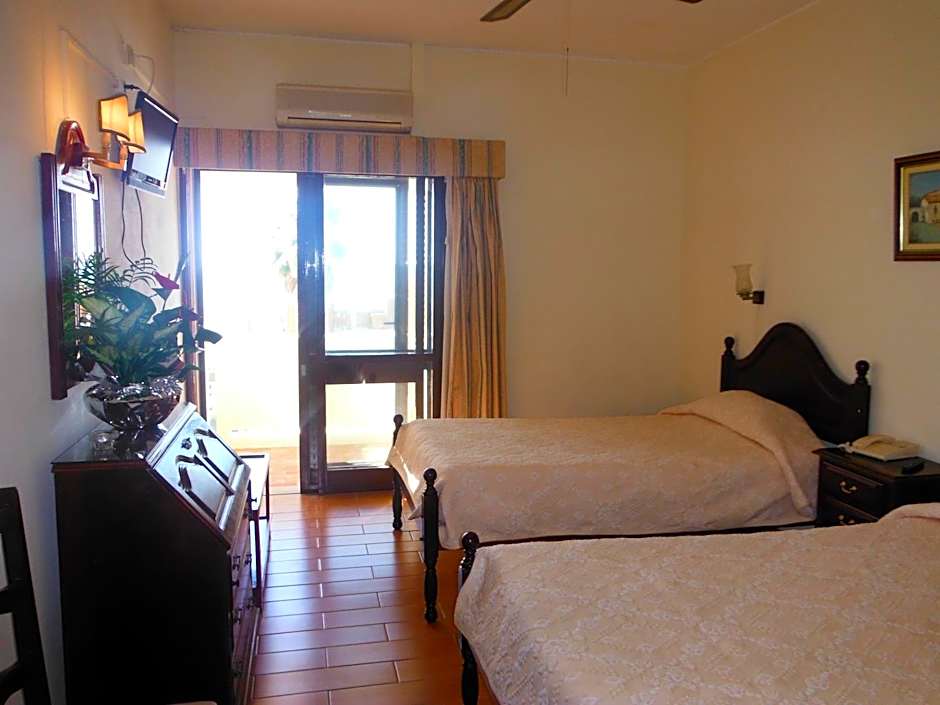 Aeromar Beach Hotel
