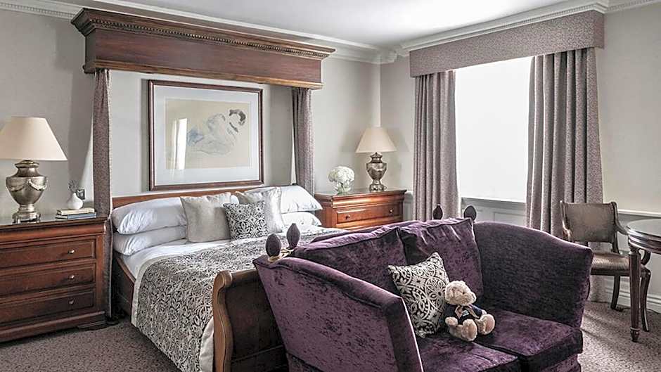 Brandshatch Place & Spa