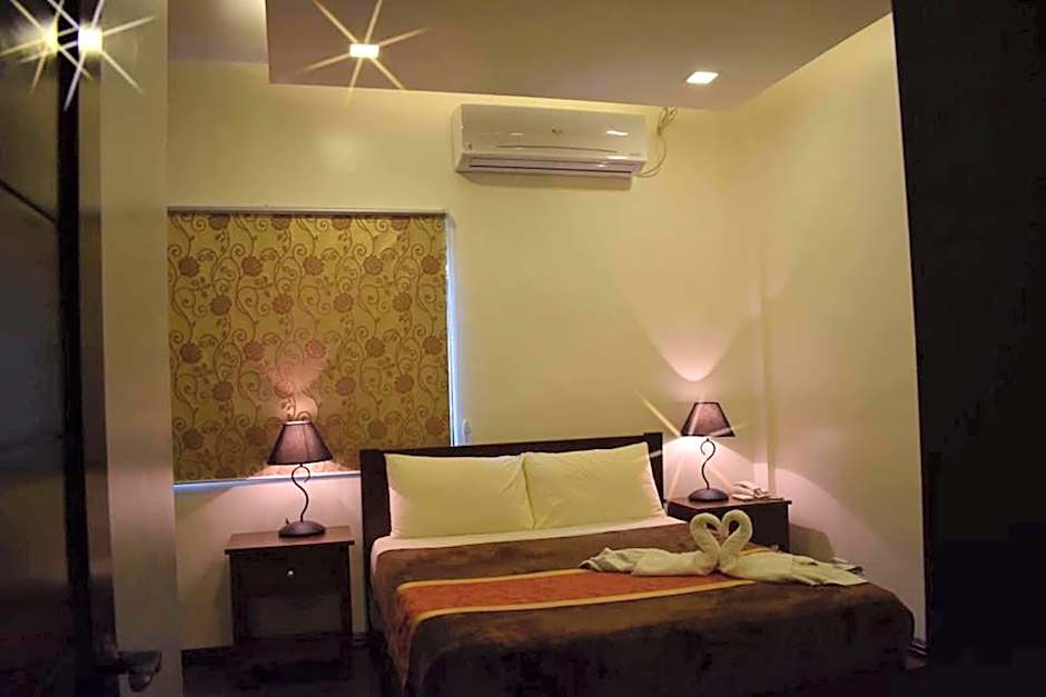 Jo Carter's Hotel & Suites Angeles City