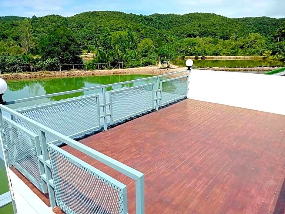 บังกะโลบ้านสวนเอก Bungalow Baan Suan Aek