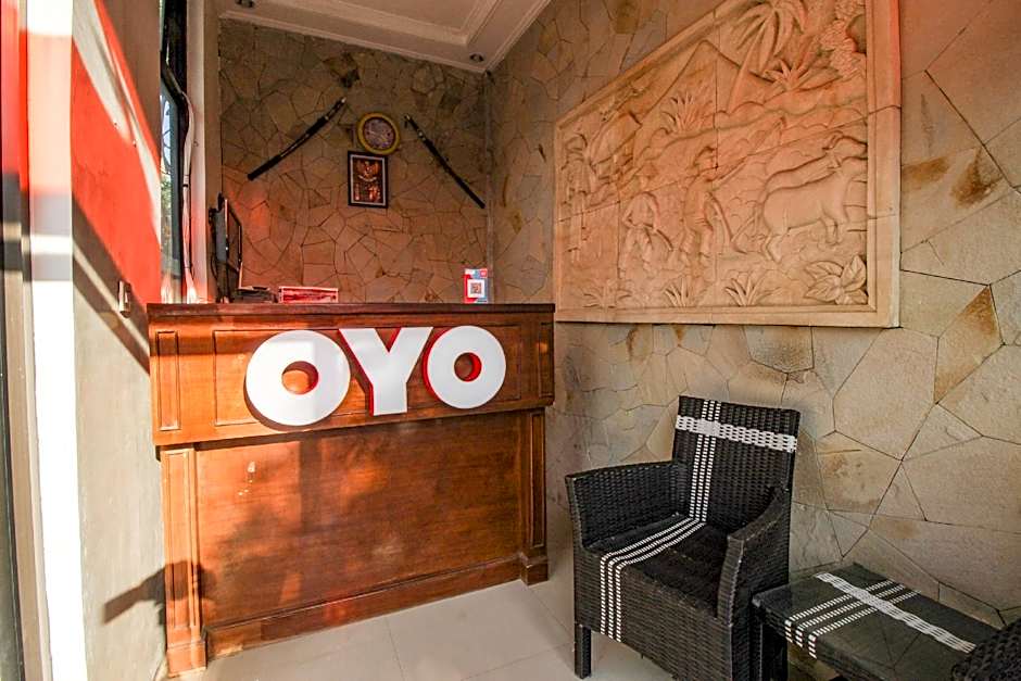OYO 820 Abad Baru Hotel