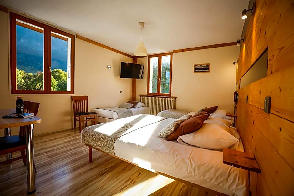 Logis Hôtel Au Gai Soleil du Mont-Aiguille