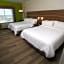 Holiday Inn Express & Suites Lincoln Airport, an IHG Hotel