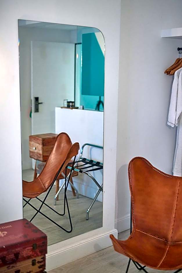 Blue Bottle Boutique Hotel