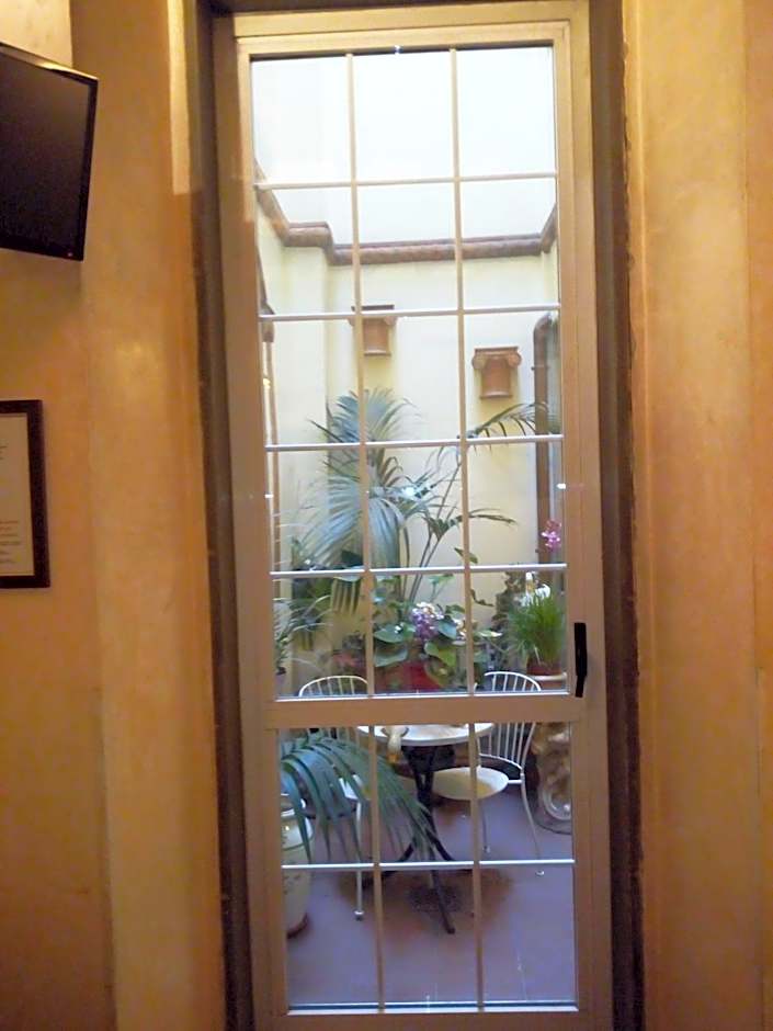 Hotel Lorena